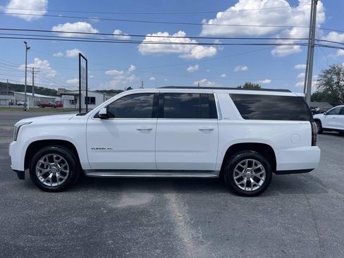 Used 2015 GMC Yukon XL SLT w/ Open Road Package RWD image 7