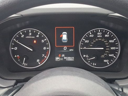 Used 2024 Subaru Crosstrek 2.0i Premium image 19