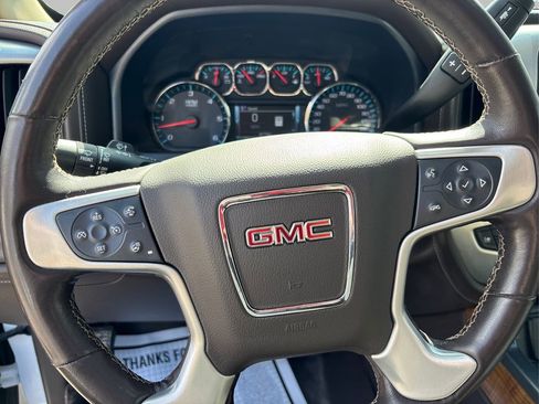 Used 2018 GMC Sierra 1500 SLT image 24