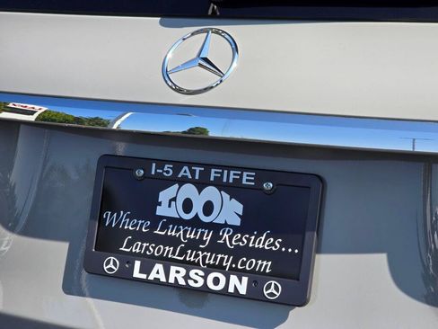 Used 2024 Mercedes-Benz Maybach GLS 600 4MATIC image 35