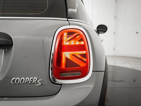 Used 2023 MINI Cooper SE image 9