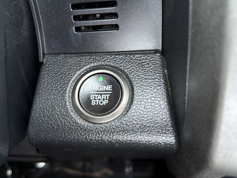Used 2017 Ford F150 Raptor w/ Equipment Group 802A Luxury AWD/4WD image 23