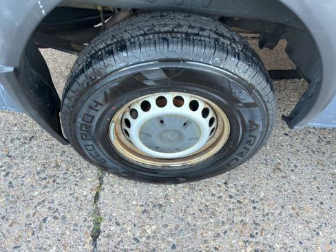 Used 2018 Mercedes-Benz Sprinter 2500 image 21