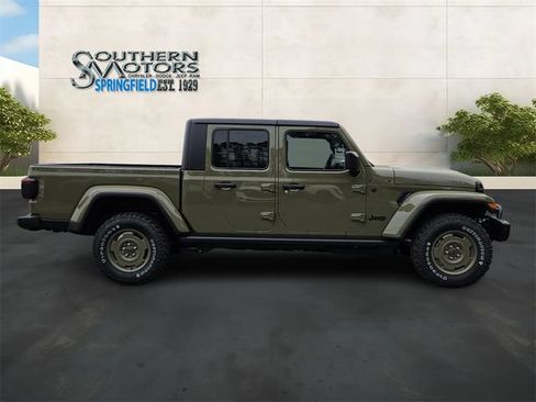 New 2026 Jeep Gladiator Willys AWD/4WD image 6