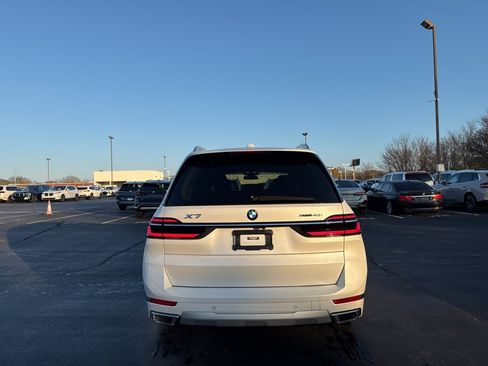 Certified 2023 BMW X7 xDrive40i w/ Premium Package image 4