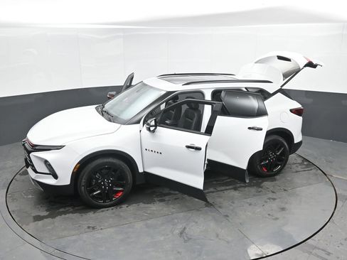Used 2023 Chevrolet Blazer LT AWD/4WD image 57