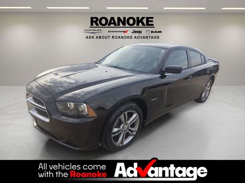 Used 2014 Dodge Charger R/T image 1