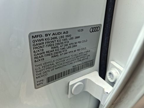 Used 2025 Audi Q5 Premium w/ Convenience Package AWD/4WD image 27