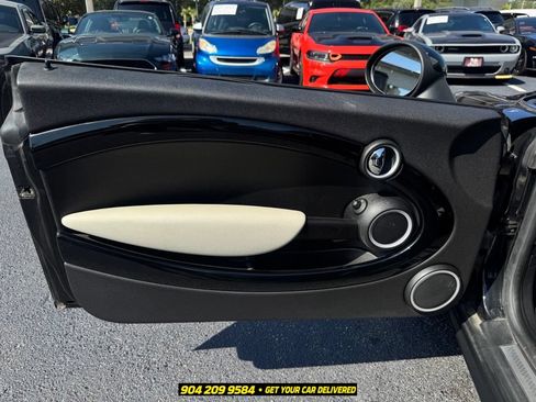 Used 2015 MINI Cooper Roadster S FWD image 20