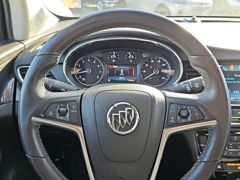 Used 2021 Buick Encore Preferred w/ Safety Package image 24