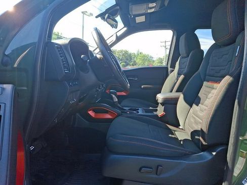 Certified 2024 Nissan Frontier PRO-4X w/ Technology Package AWD/4WD image 14