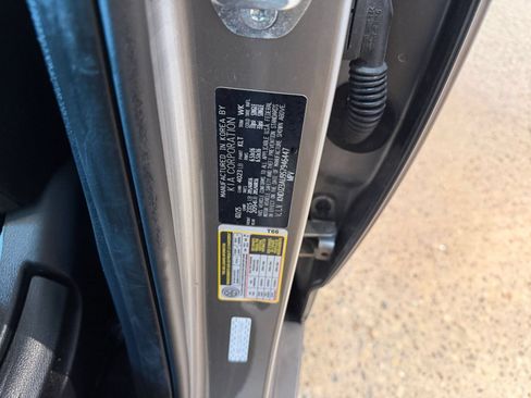 Used 2025 Kia Soul LX w/ LX Technology Package FWD image 27