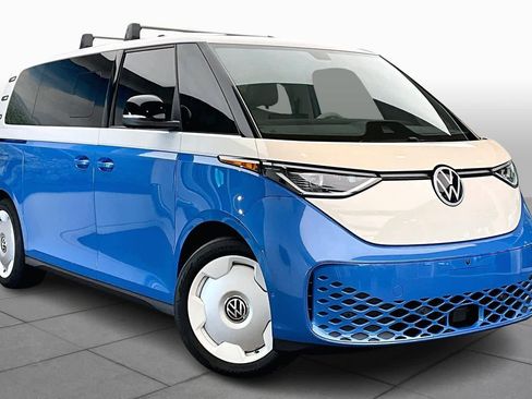 Used 2025 Volkswagen ID. Buzz 1st Edition image 2