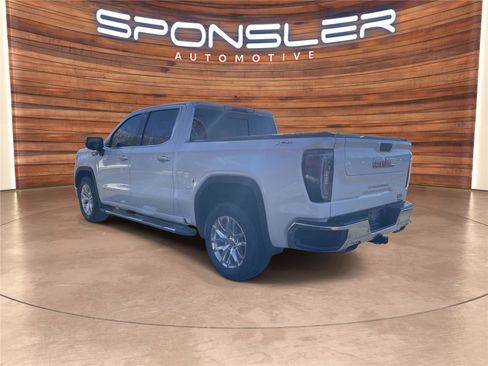 Used 2021 GMC Sierra 1500 SLT image 3