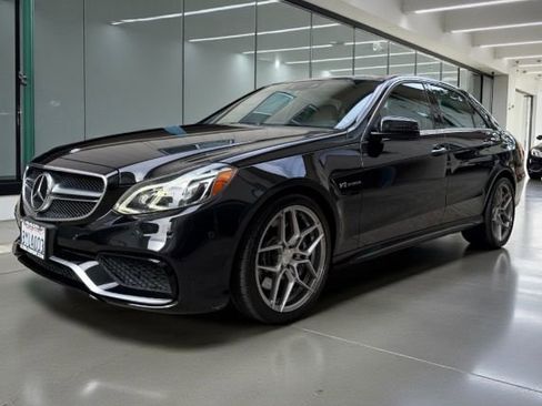 Used 2014 Mercedes-Benz E 63 AMG 4MATIC Sedan image 1