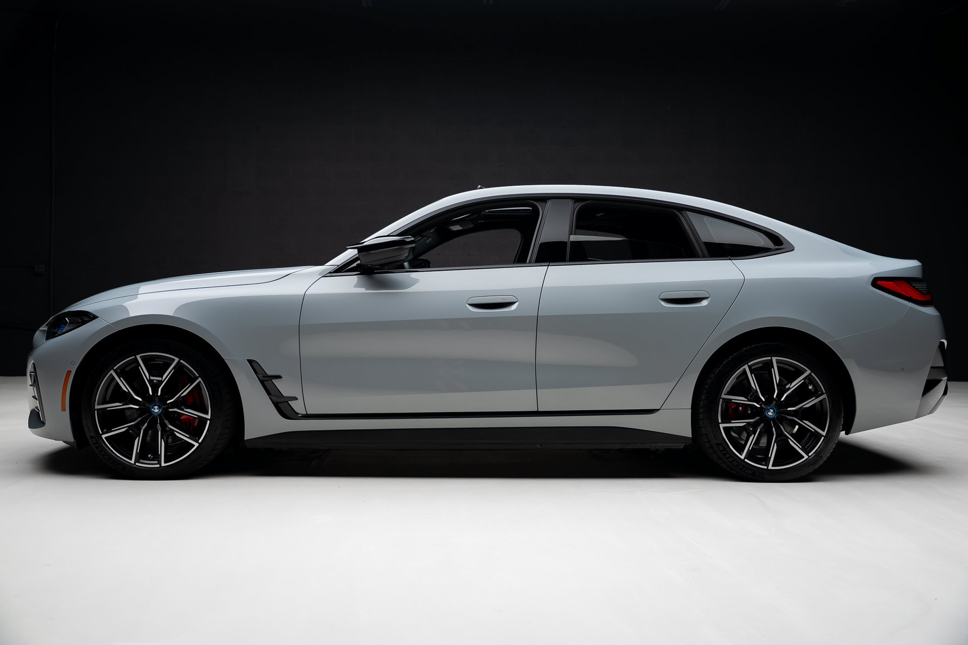 Used 2023 BMW i4 M50 w/ Premium Package AWD/4WD image 18