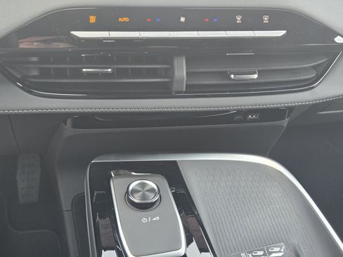 New 2026 Buick Enclave Sport Touring w/ Power Package image 14