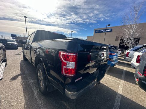 Used 2018 Ford F150 XLT w/ XTR Package image 9