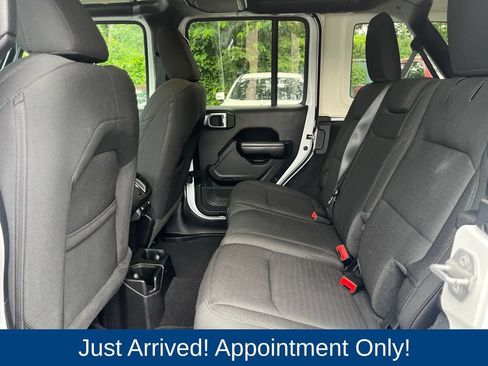 Used 2021 Jeep Wrangler Unlimited Sport AWD/4WD image 11