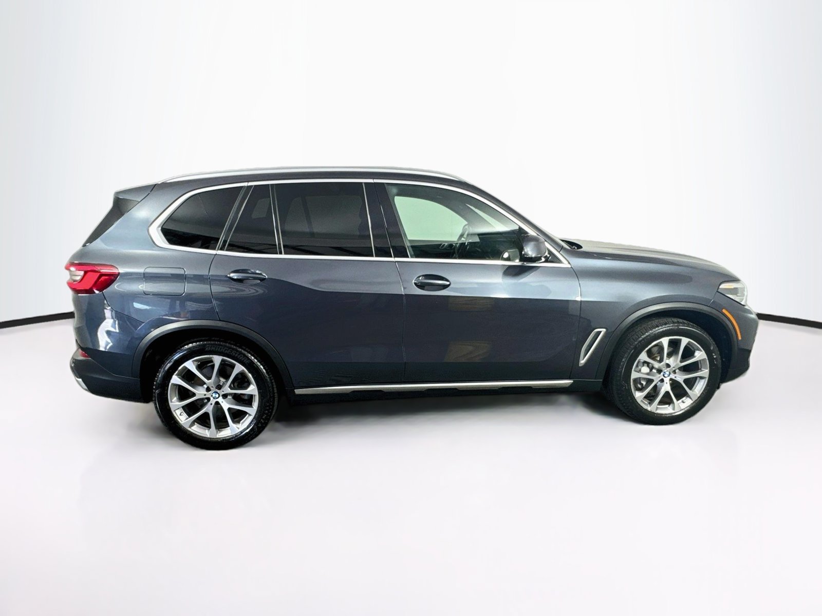Used 2019 BMW X5 xDrive40i w/ Convenience Package AWD/4WD image 8