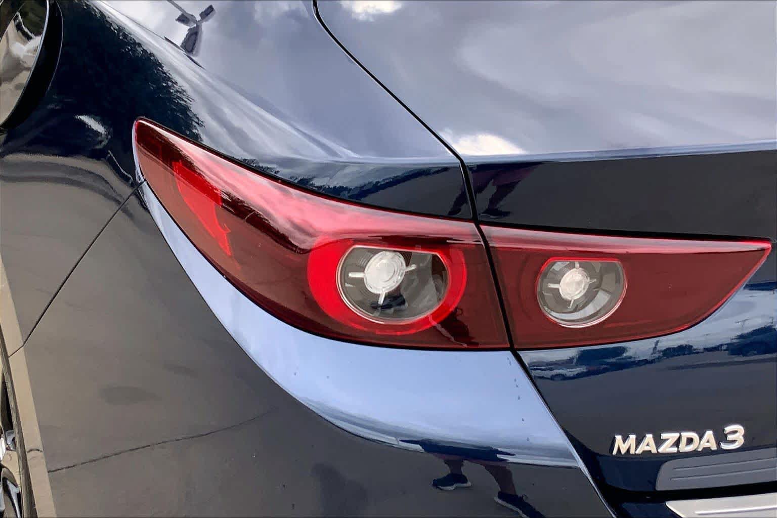 Used 2025 MAZDA MAZDA3 s FWD image 29