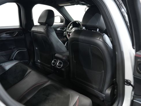 Used 2020 Alfa Romeo Giulia Quadrifoglio w/ Nero Edizione image 41