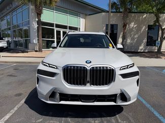 Used 2027 BMW X7 xDrive40i video 2