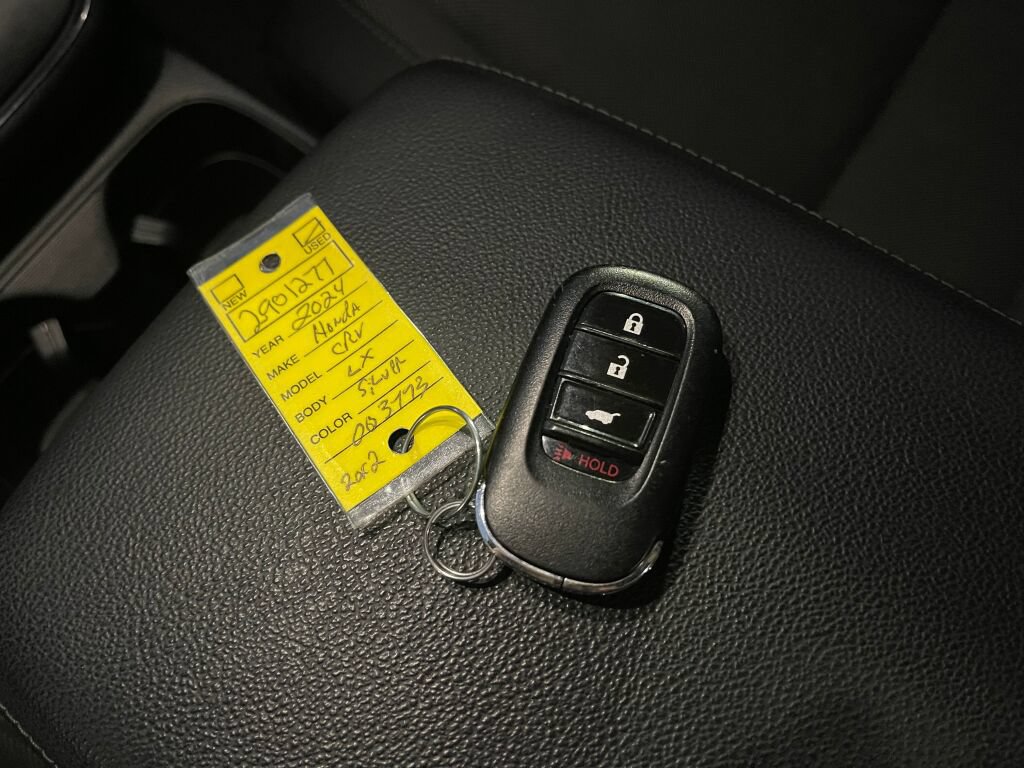 Used 2024 Honda CR-V LX image 4