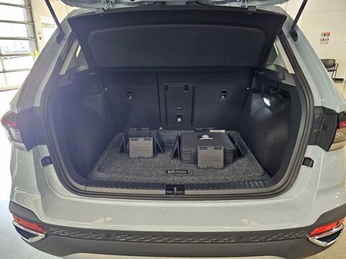 New 2025 Volkswagen Taos SE image 14