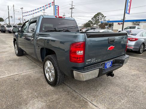Used 2009 Chevrolet Silverado 1500 LT w/ Regional Value Package image 6