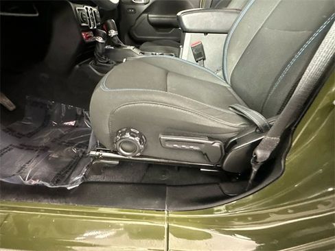 Certified 2023 Jeep Wrangler Unlimited Rubicon 4xe w/ Cold Weather Group image 20