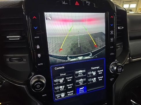 Used 2019 RAM 1500 Limited AWD/4WD image 24