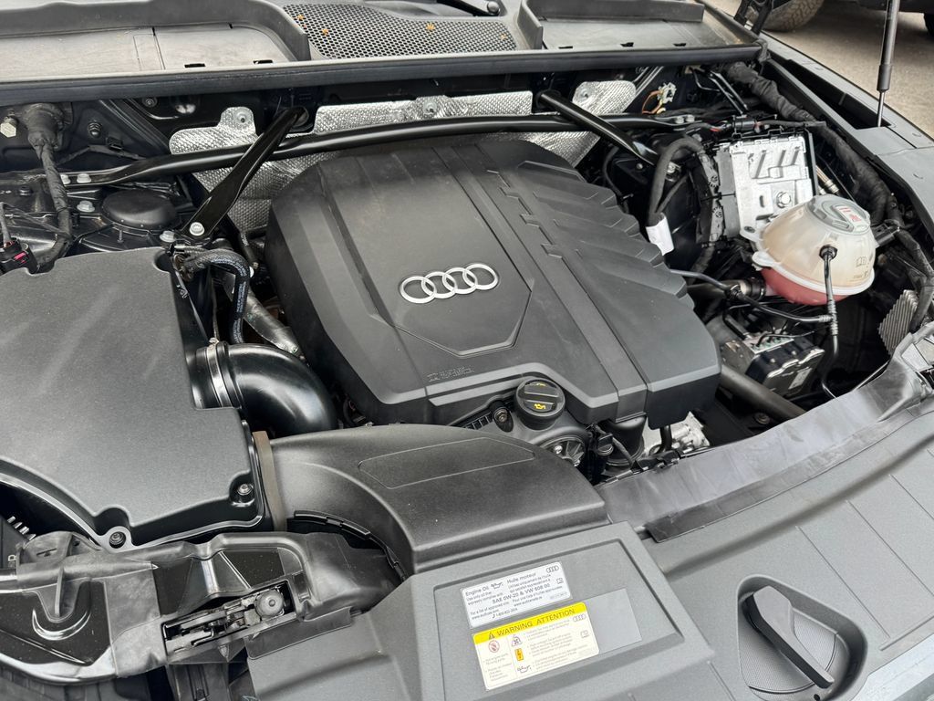 Used 2022 Audi Q5 2.0T Premium Plus AWD/4WD image 29