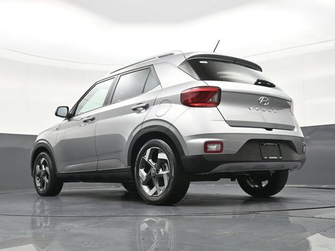 Used 2023 Hyundai Venue SEL w/ Cargo Package FWD image 26