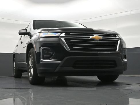 Used 2023 Chevrolet Traverse LT FWD image 30