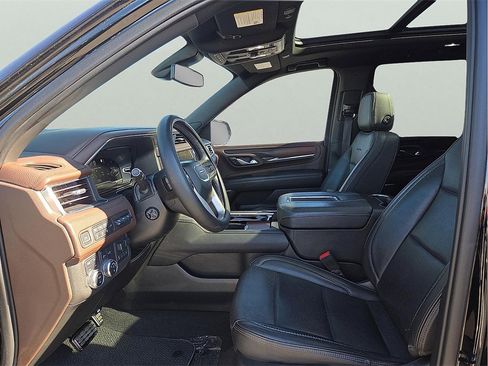 Used 2022 GMC Yukon Denali w/ Max Trailering Package image 12