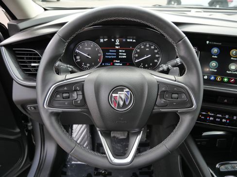 Used 2023 Buick Envision Essence image 26