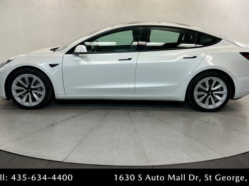 Used 2022 Tesla Model 3 RWD image 2