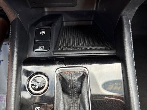 Used 2021 Nissan Kicks SV image 20