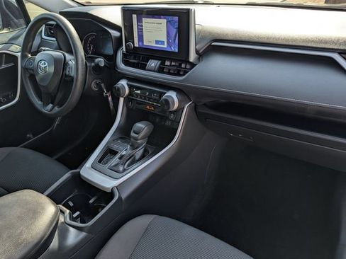 Used 2025 Toyota RAV4 LE FWD image 32