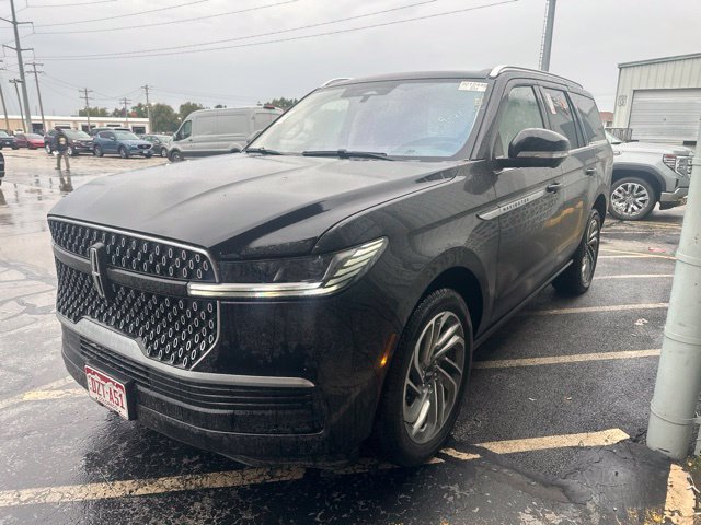 Used 2025 Lincoln Navigator Reserve AWD/4WD image 1