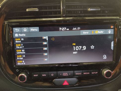 Used 2020 Kia Soul GT-Line Turbo FWD image 25