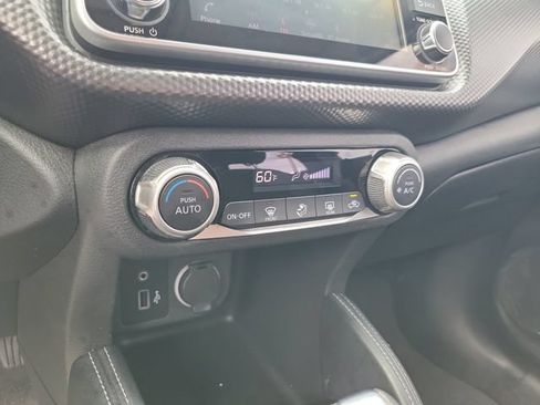 Used 2020 Nissan Kicks SV FWD image 31