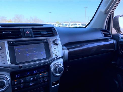 Used 2014 Toyota 4Runner Limited image 35