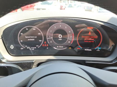 Used 2025 Porsche Cayenne image 31