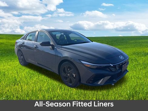 New 2026 Hyundai Elantra SEL Sport Premium FWD image 4