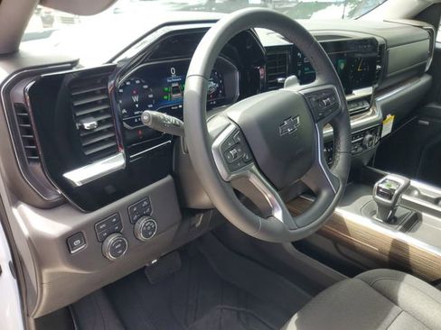 Used 2024 Chevrolet Silverado 1500 RST w/ Convenience Package II AWD/4WD image 16