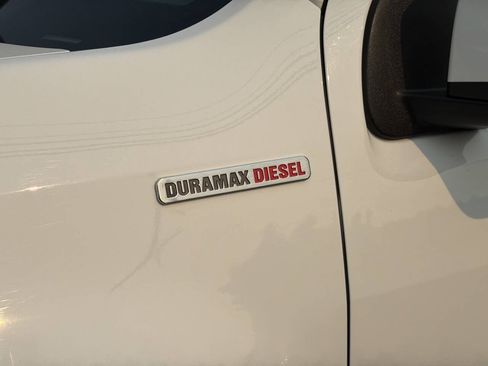 Used 2019 Chevrolet Colorado Z71 AWD/4WD image 18