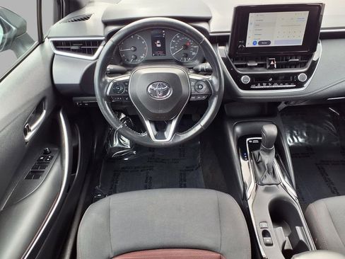 Used 2024 Toyota Corolla SE image 4
