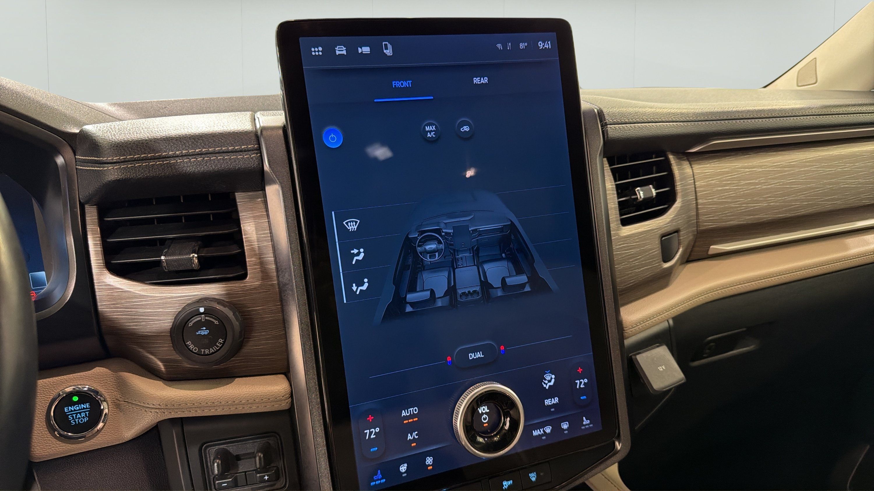 Used 2023 Ford Expedition Limited RWD image 19